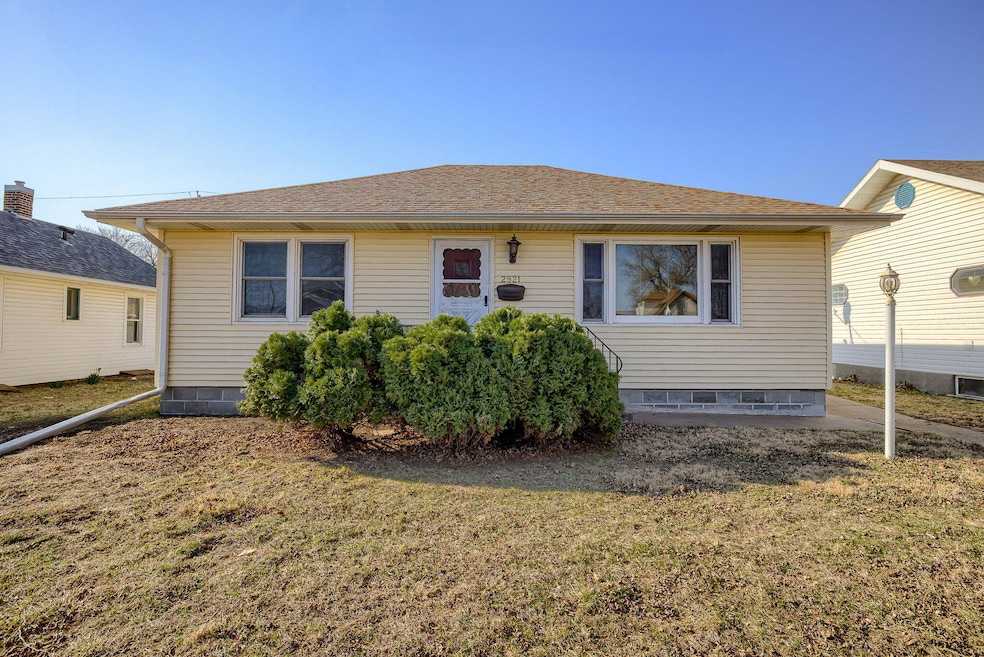 1-web-or-mls-44696_01