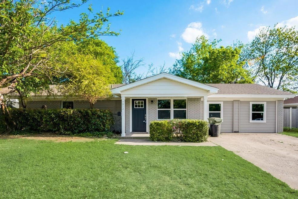 7812 Standley St, North Richland Hills, TX 76180 - photo 1