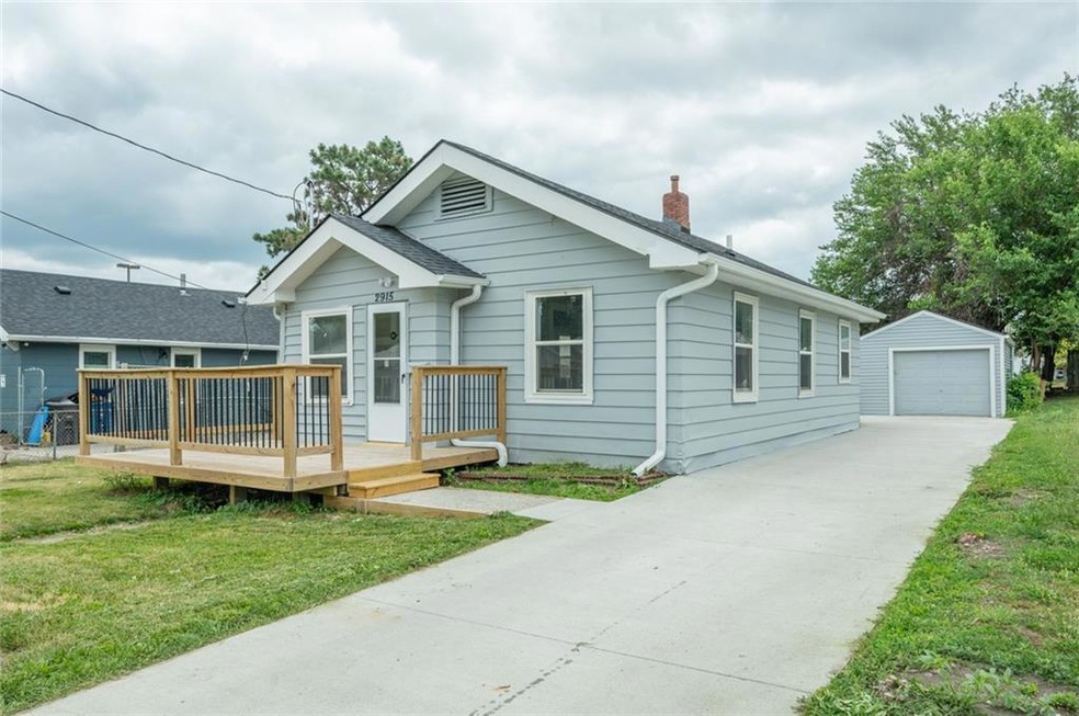 2915 State Ave, Des Moines, IA 50317 - photo 1