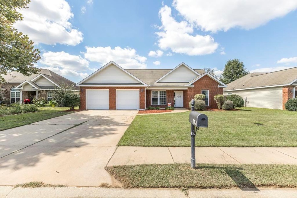 105 Chasen Ct, Byron, GA 31008 - photo 1