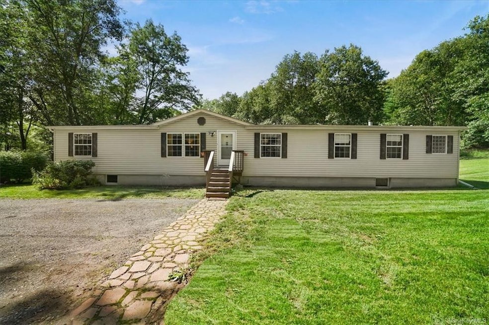 278 Neversink Dr, Port Jervis, NY 12771 - photo 1