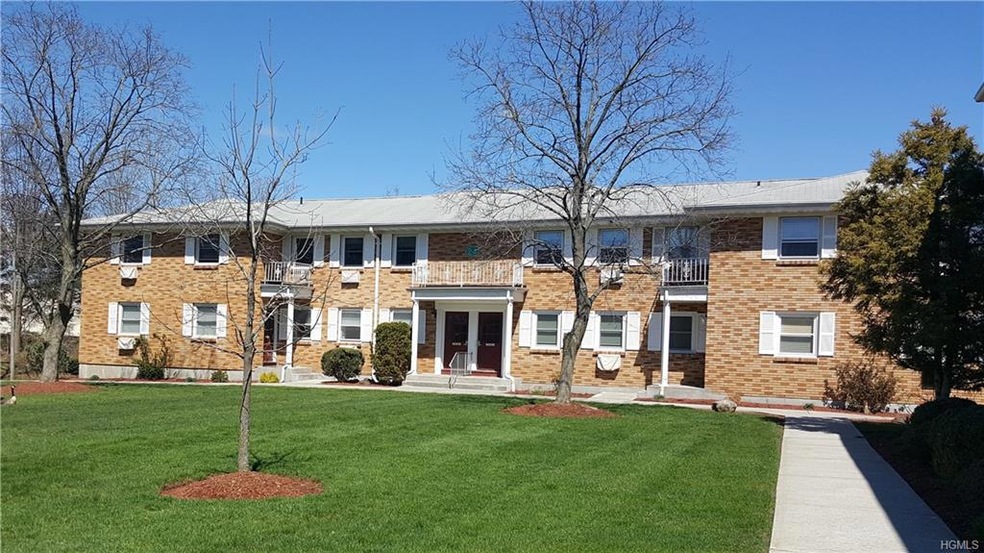 24 Normandy Village unit 2, Nanuet, NY 10954 - photo 1