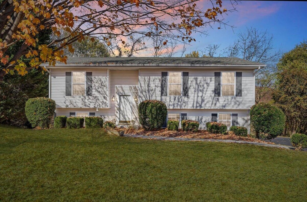 Botetourt Stunner!