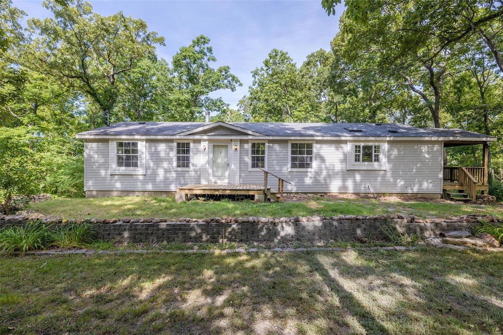 565 Windy Acres Dr, Robertsville, MO 63072 - photo 1