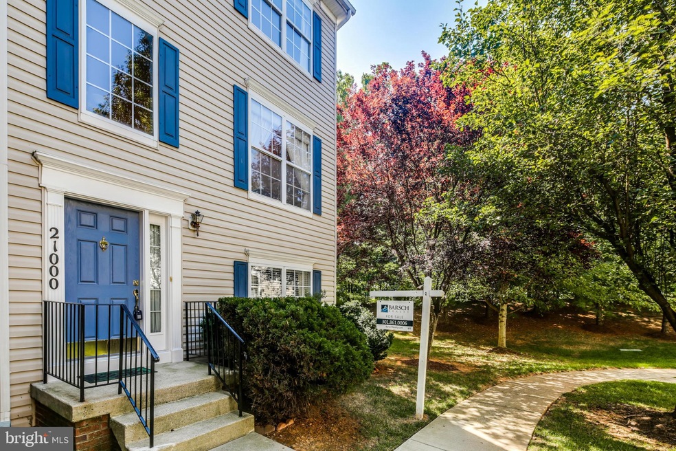 21000 Sojourn Ct, Germantown, MD 20876 - photo 1