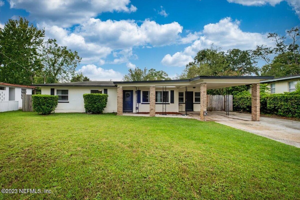 4960 Bedford Forest Dr, Jacksonville, FL 32210 - photo 1