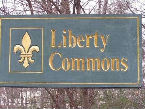 1 Berrington Rd, Leominster, MA 01453 - photo 1