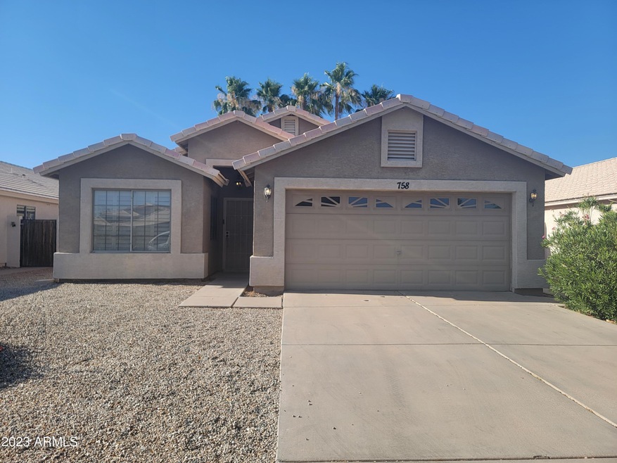 758 W Oxford Ln, Gilbert, AZ 85233 - photo 1