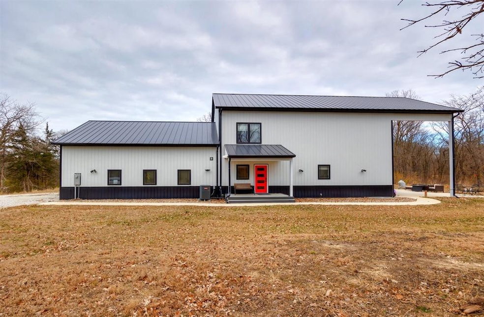 2226 Deer Ave, Perry, IA 50220 - photo 1