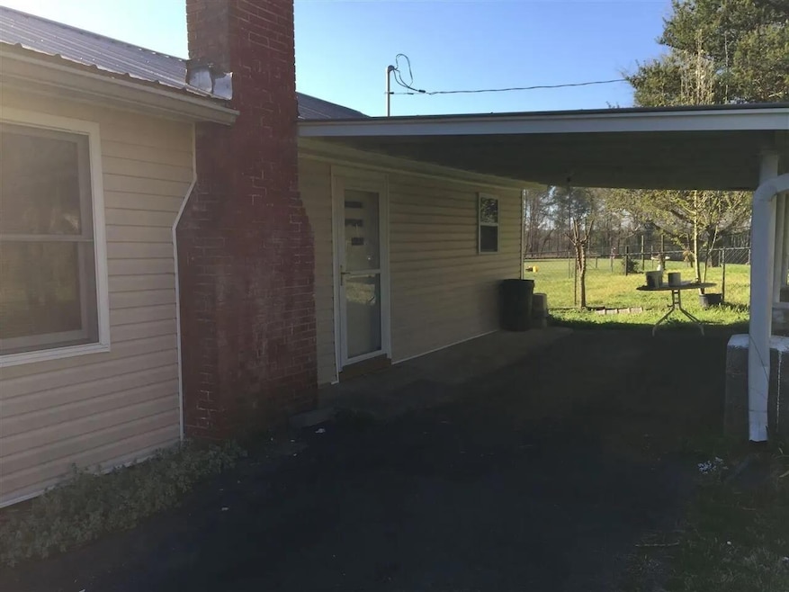 2002 Old Chattanooga Pike SW, Cleveland, TN 37311 - photo 1