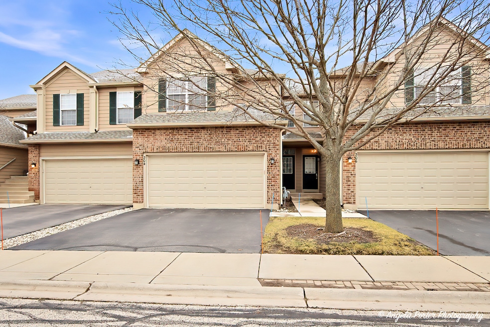 304 Whitaker Trail unit 24, McHenry, IL 60050 - photo 1