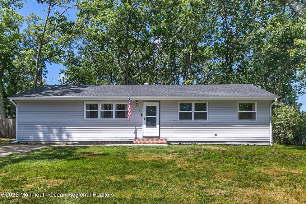 24 Chain Blvd, Bayville, NJ 08721 - photo 1