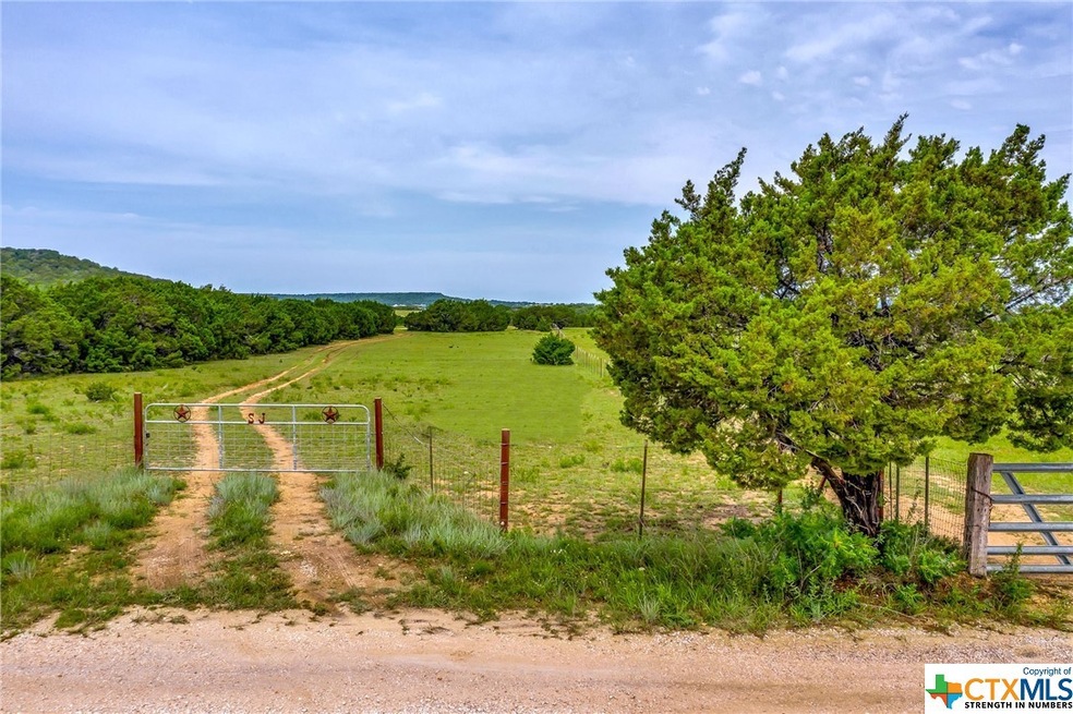 851 Wedgewood Dr, Copperas Cove, TX 76522 - photo 1