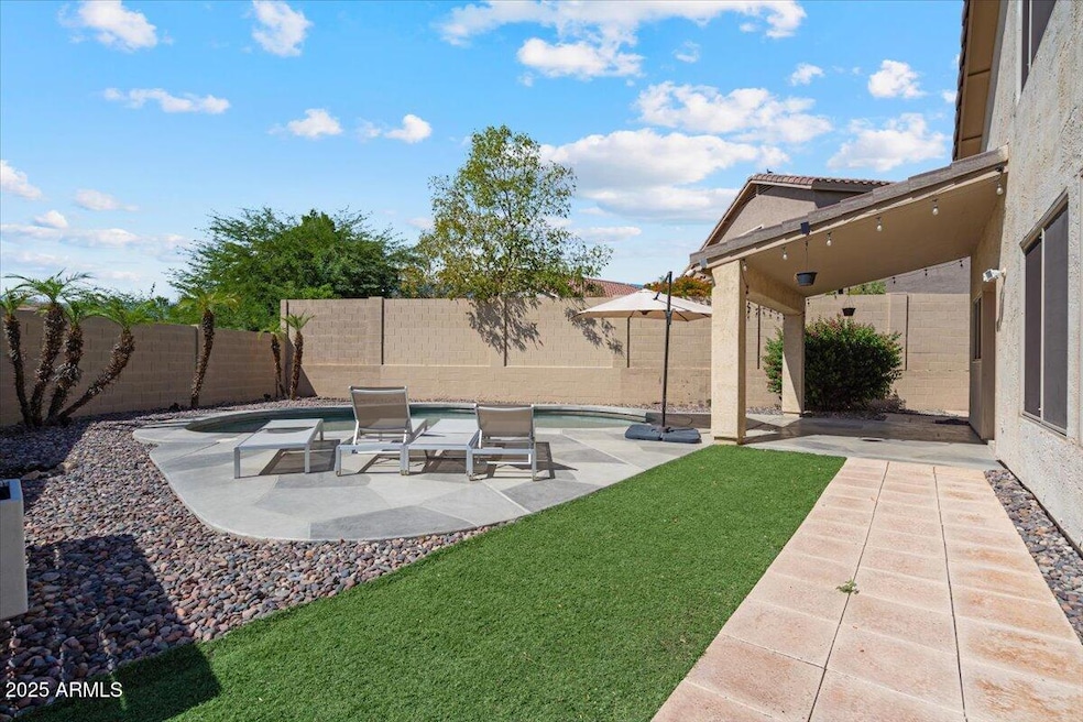 15846 S 17th Ln, Phoenix, AZ 85045 - photo 1