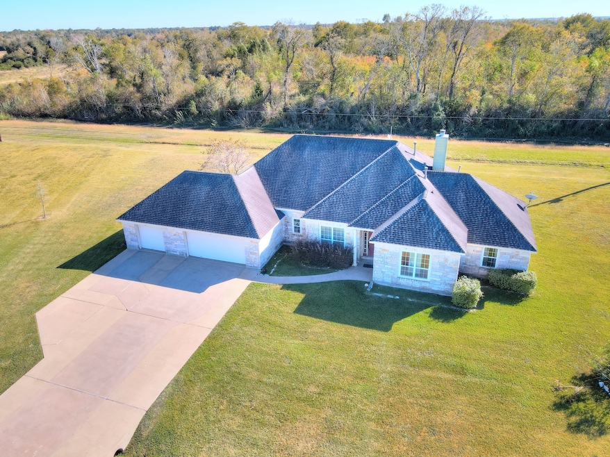 28002 Harbor Breeze Ct, Rosharon, TX 77583 - photo 1