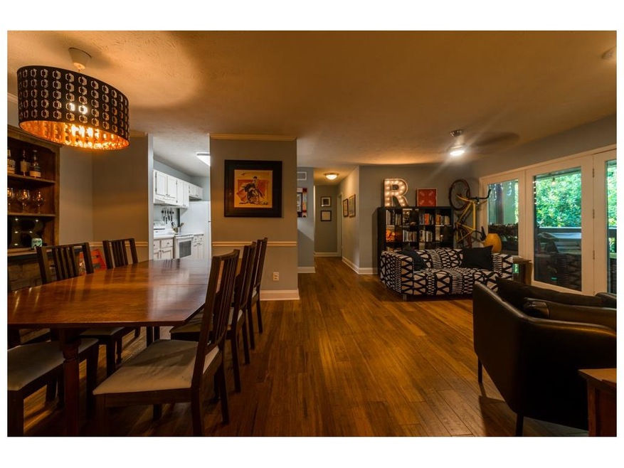 Large 3 Bedroom / 2 Bath condo with stunning new b