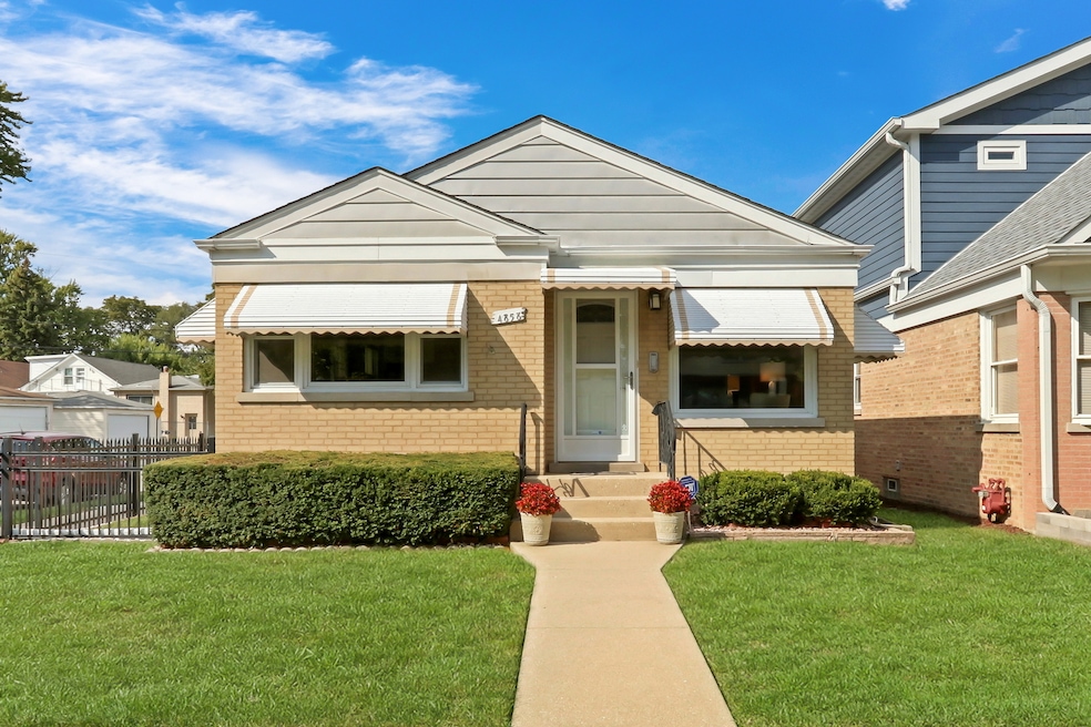 Pending $419,900 • Co-Listing Agent