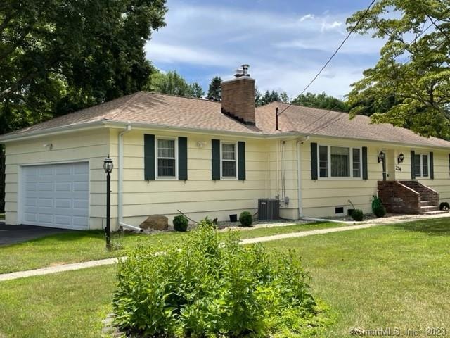 236 Hawthorne Ln, Orange, CT 06477 - photo 1