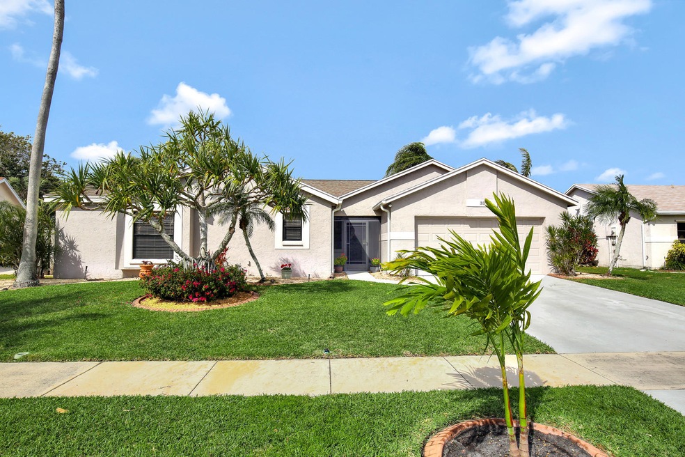 Front Exterior  - Nice Curb Appeal