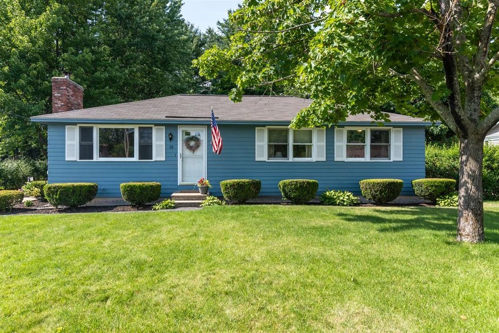 10 Academy Dr, Nashua, NH 03064 - photo 1