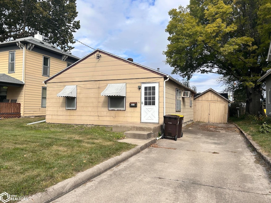 221 W Jefferson St, Osceola, IA 50213 - photo 1