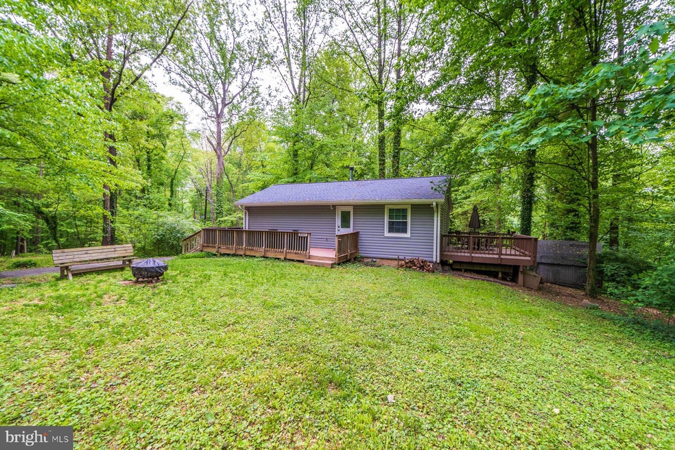 8301 N Point Rd, Manassas, VA 20112 - photo 1