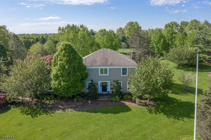 121 Locust Grove Rd, Pittstown, NJ 08867 - photo 1