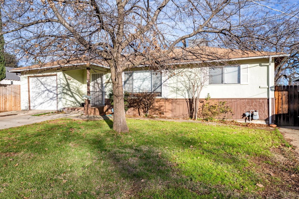 2661 Reservoir Ln, Redding, CA 96002 - photo 1