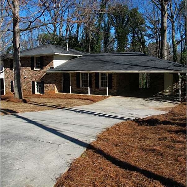Exterior Front. 4-sided brick house. Welcome home!