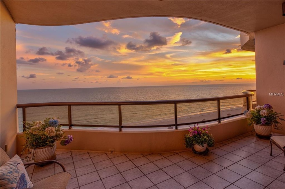 See the sunsets, hear the surf, feel the breeze. L