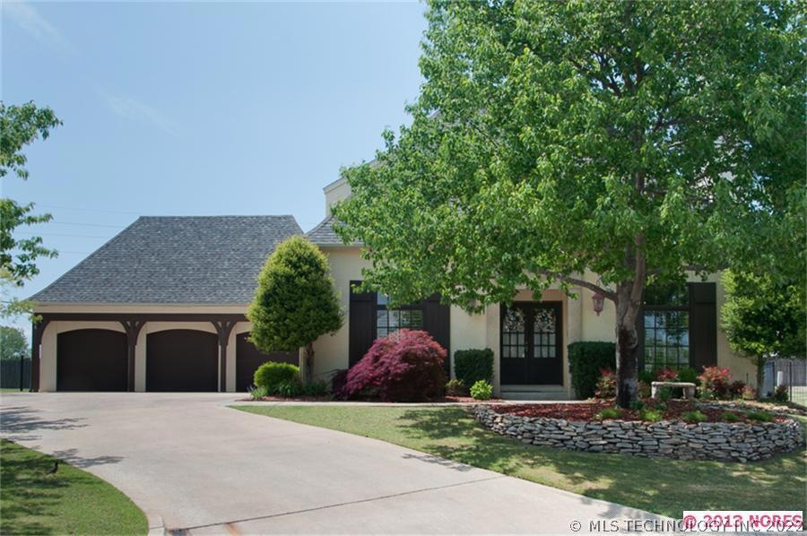 Simply gorgeous Jack Arnold home at   7976 S 90th