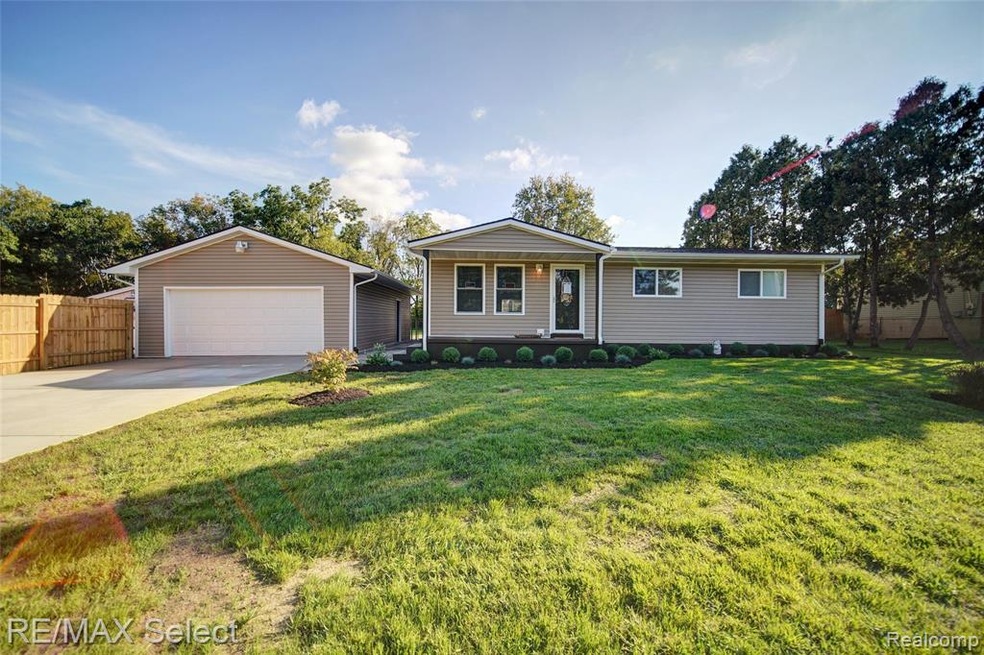 9422 E Coldwater 03 (2).jpg
