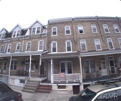 924 W Washington St unit 1, Allentown, PA 18102 - photo 1