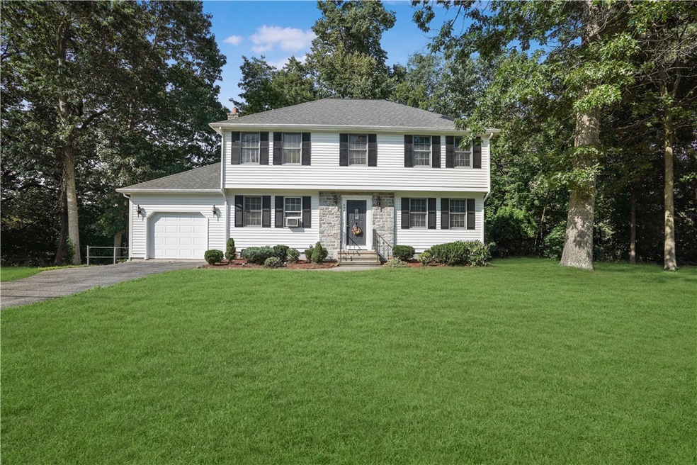 434 New River Rd, Manville, RI 02838 - photo 1