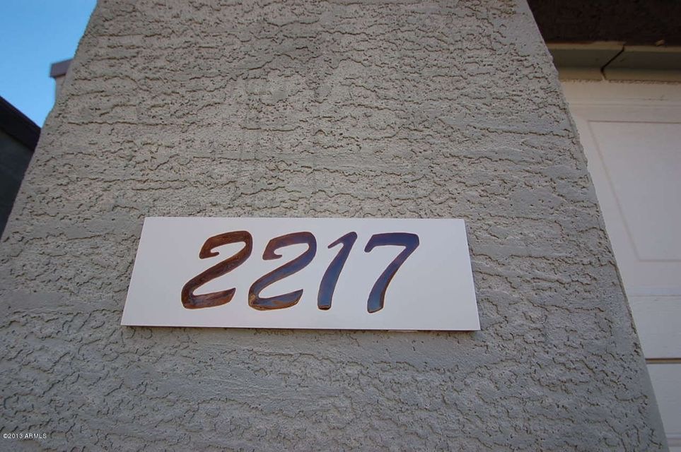 AZPH3202FP(1)