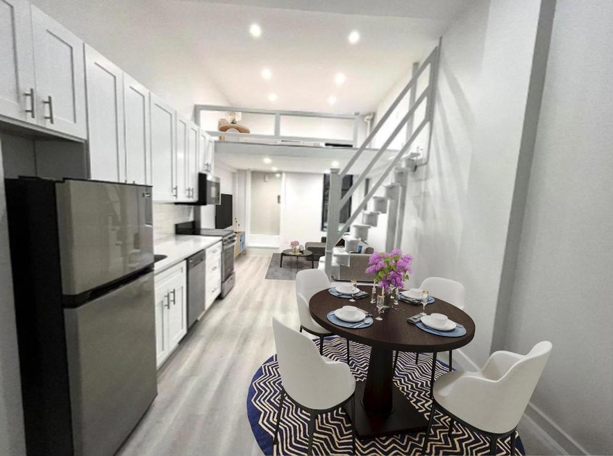 440 10th Ave unit 1-RS, New York, NY 10001 - photo 1