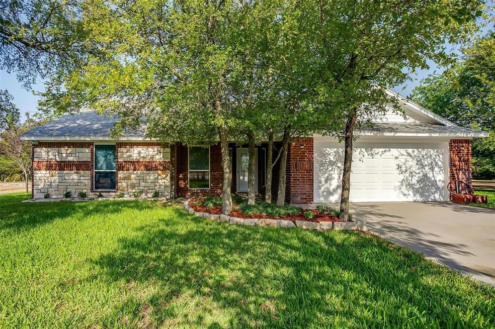 487 Elbow Ct, Weatherford, TX 76087 - photo 1