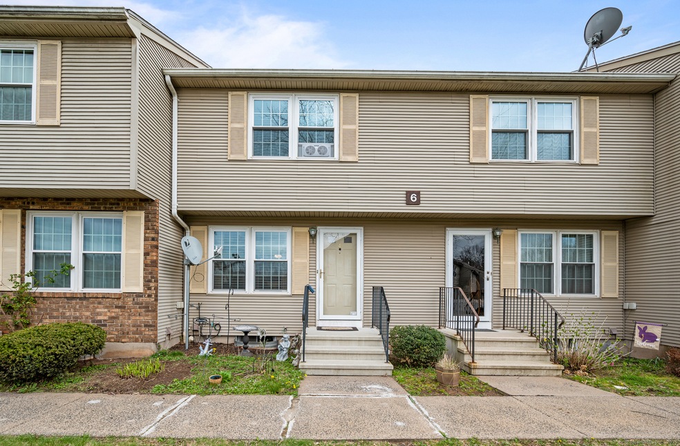 6 Countryside Ln unit 4, Middletown, CT 06457 - photo 1
