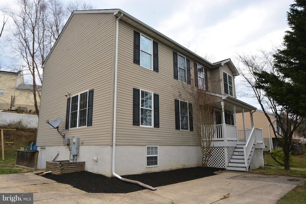 9058 Waltham Woods Rd, Parkville, MD 21234 - photo 1