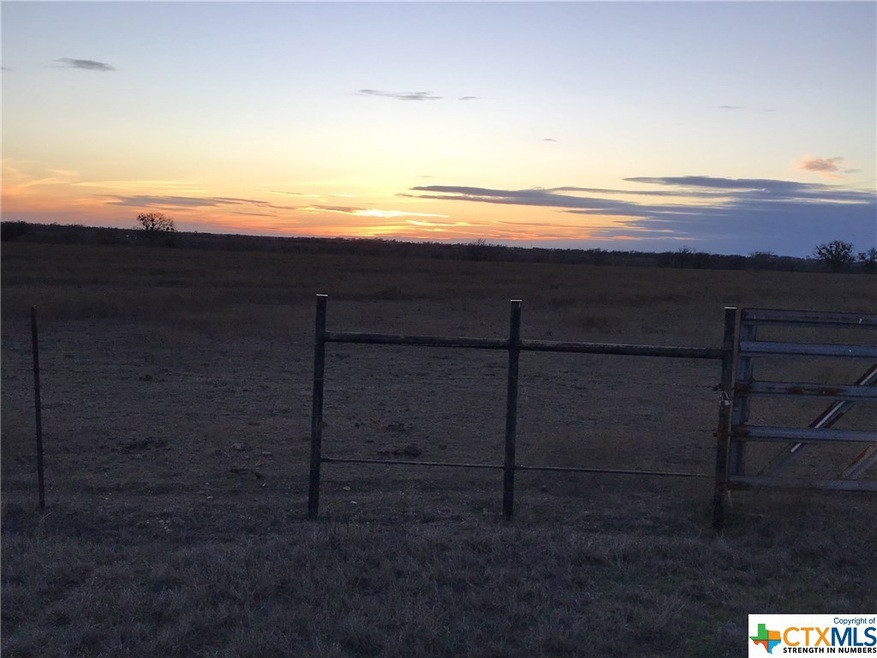 346 Wade Dr, Bruceville-Eddy, TX 76524 - photo 1