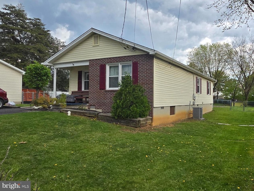 241 Broad Ave, Winchester, VA 22602 - photo 1