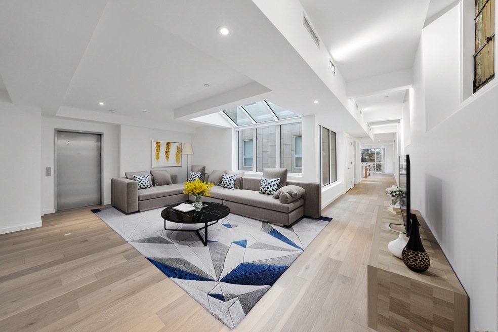 135 W 4th St unit 2E, New York, NY 10012 - photo 1