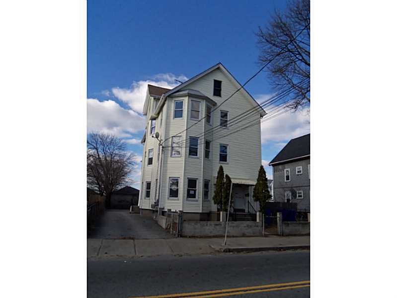 452 Lonsdale Ave, Pawtucket, RI 02860 - photo 1