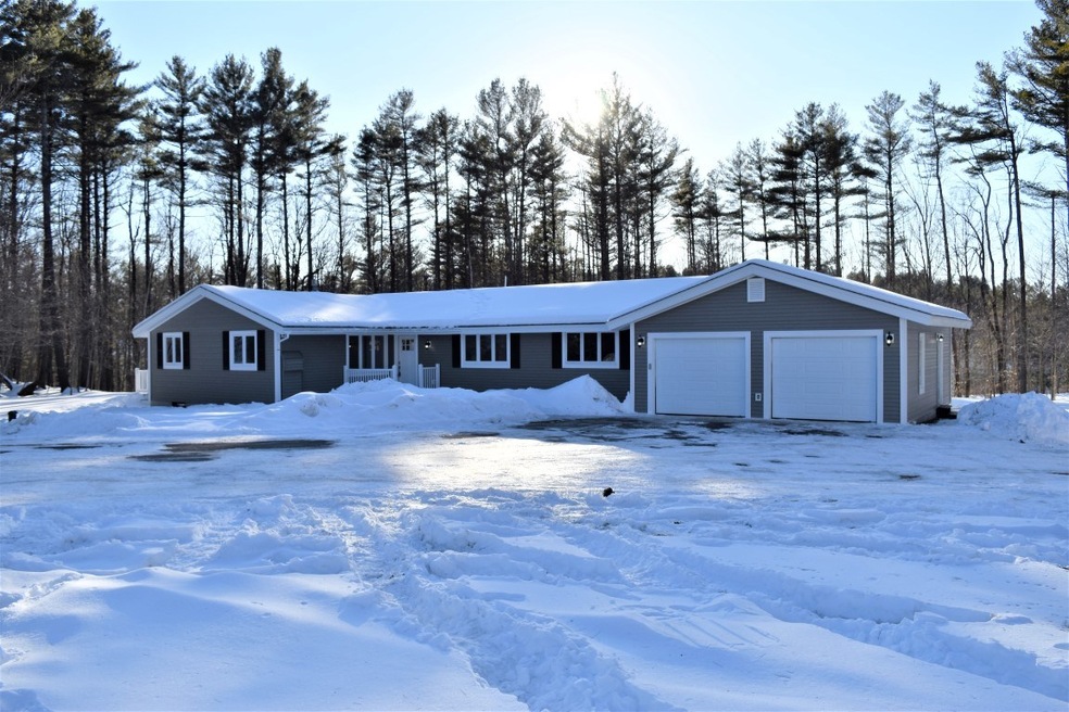 39 Fox Run Ln, New London, NH 03257 - photo 1