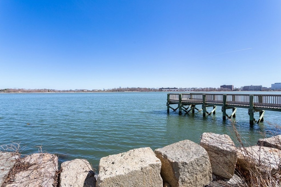 171 Walnut St unit 2, Dorchester, MA 02122 - photo 1