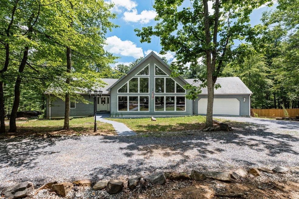 763 Chinquapin Dr, Lyndhurst, VA 22952 MLS 643038