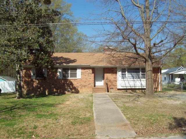 1009 Green St, Roanoke Rapids, NC 27870 - photo 1