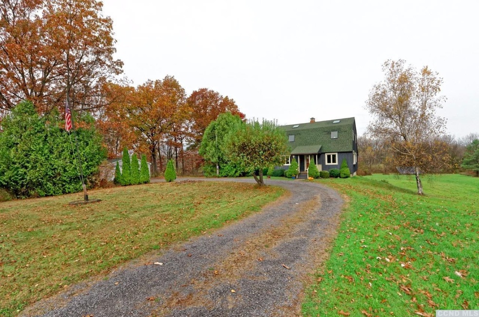 513 Knickerbocker Rd, Schodack Landing, NY 12156 - photo 1