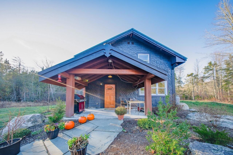 Coming Soon $565,000 • Co-Listing Agent