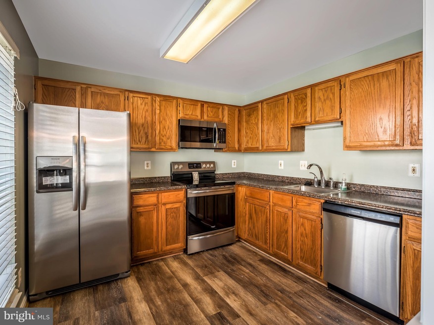 8111 Bayonet Way unit 202, Manassas, VA 20109 - photo 1